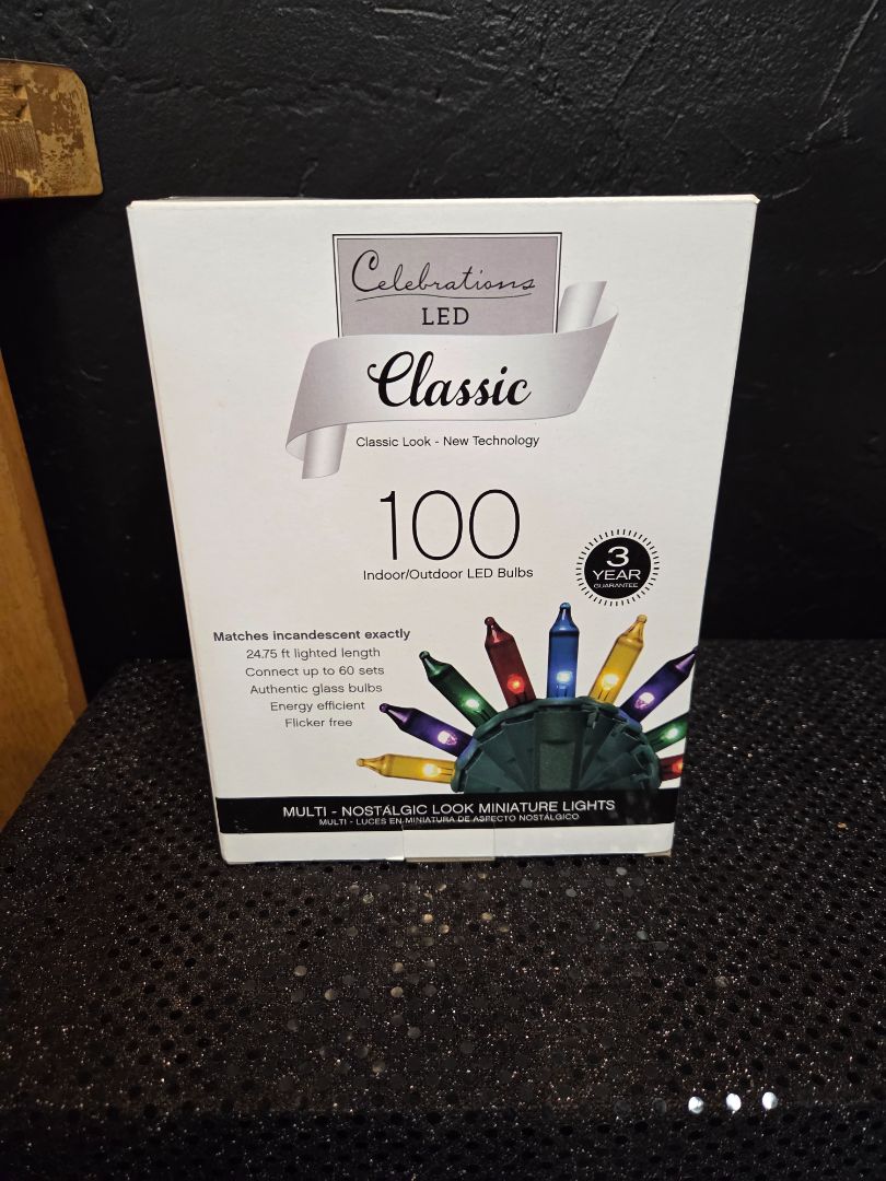 Celebration Classic 100 Indoor/Outdoor Lights