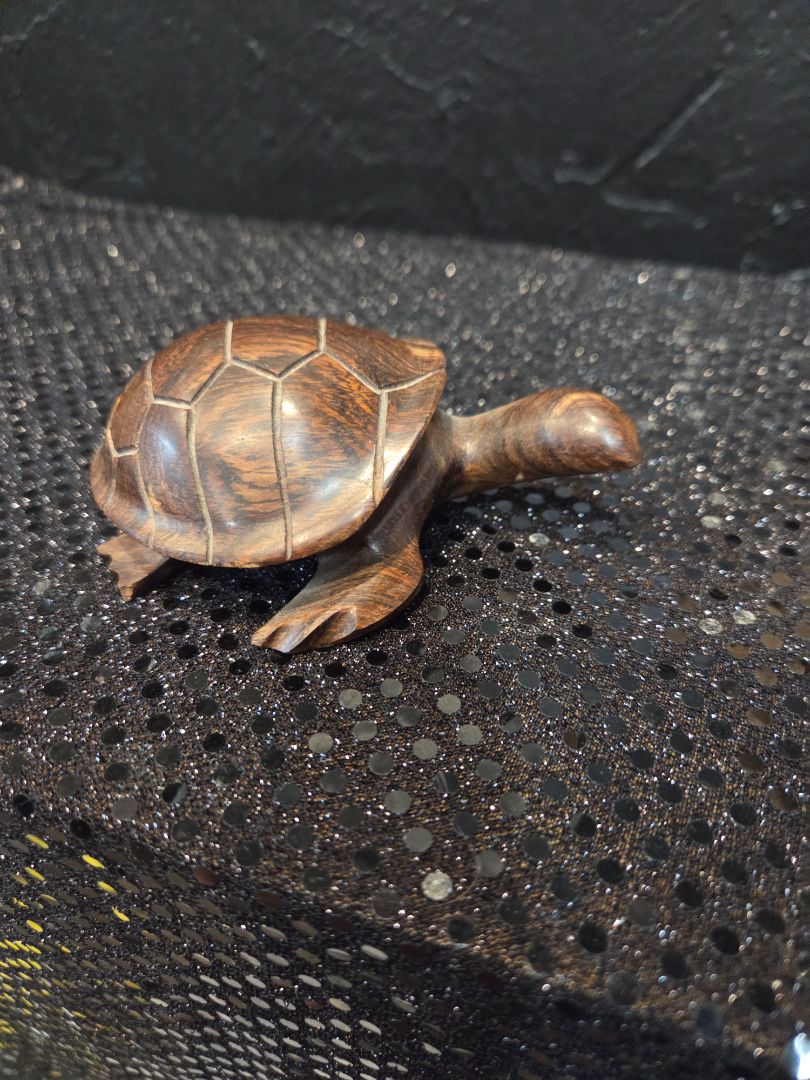 Hand Carved Turtle Rosewood