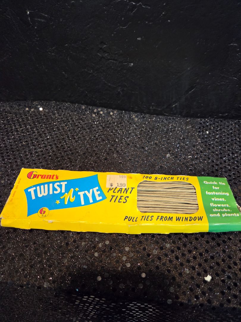 Vintage Twist n Tye Plant Ties