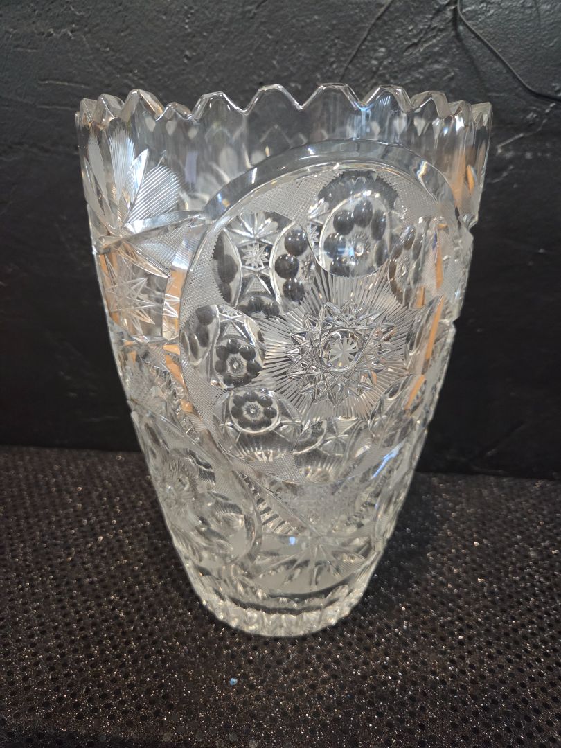 Bohemian Hand Cut Lead Crystal Sawtooth