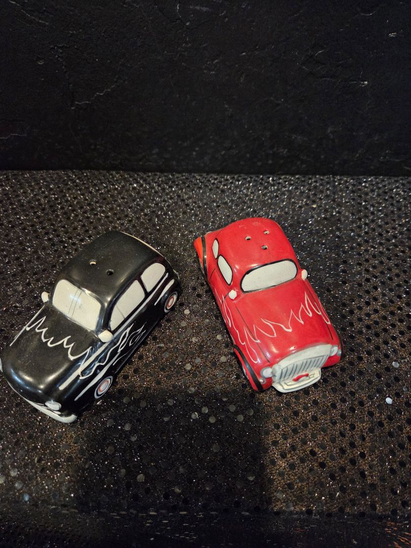1950's Style Cars Salt and Pepper Shakers