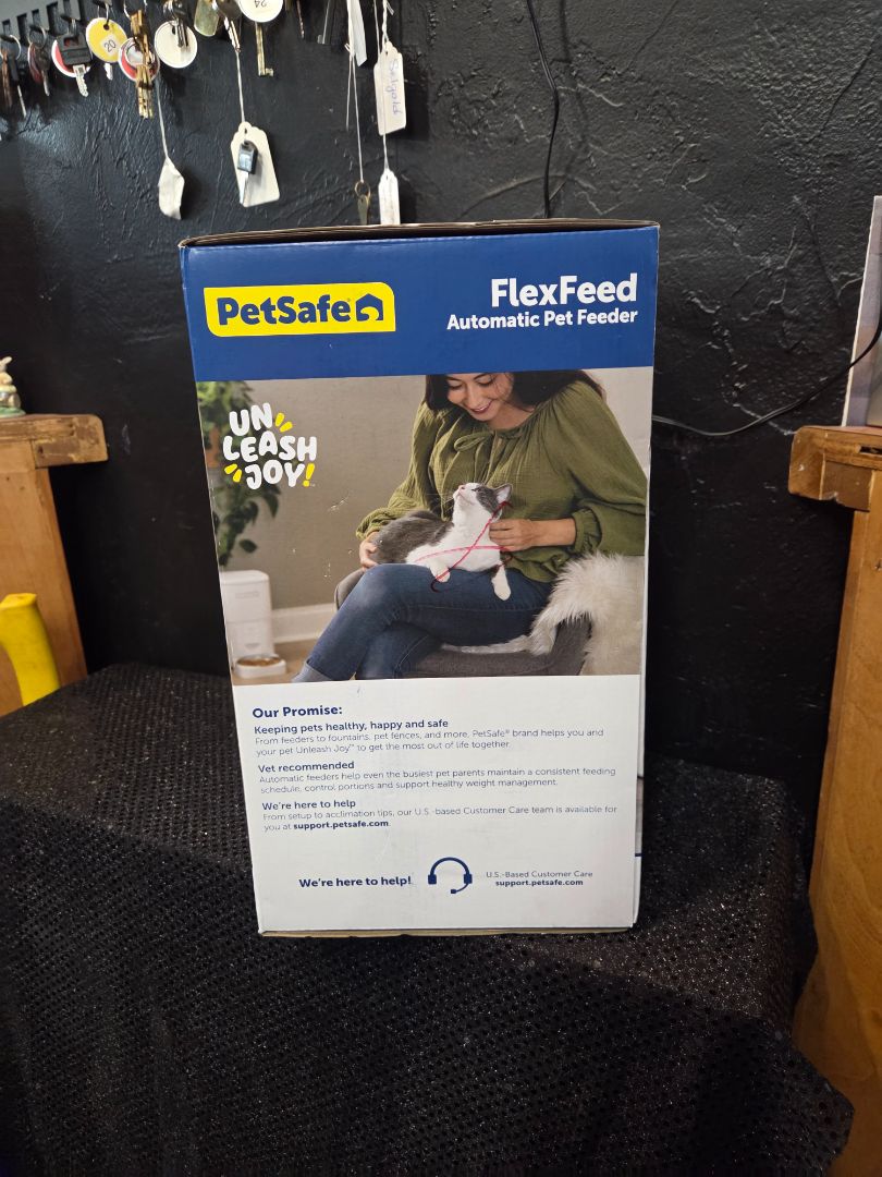 Pet Safe Flexfood Programmable Pet Feeder (as is open box)