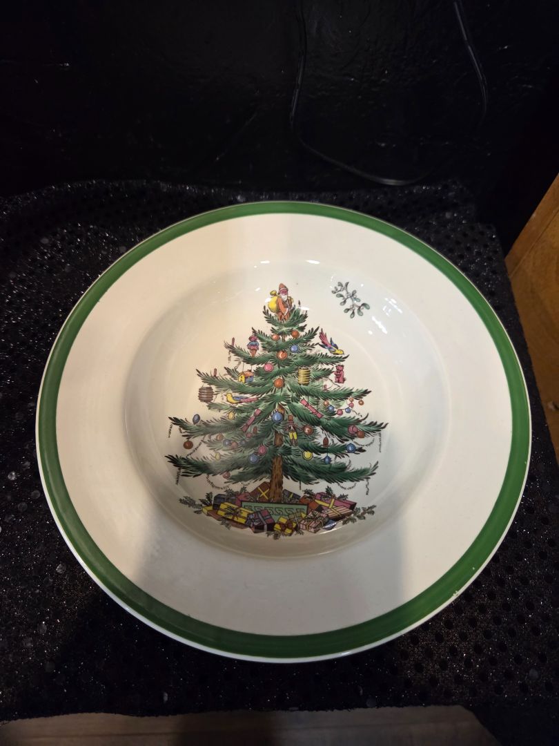 Spode Christmas Tree Rimmed Soup Bowl 7 5/8 Made in England