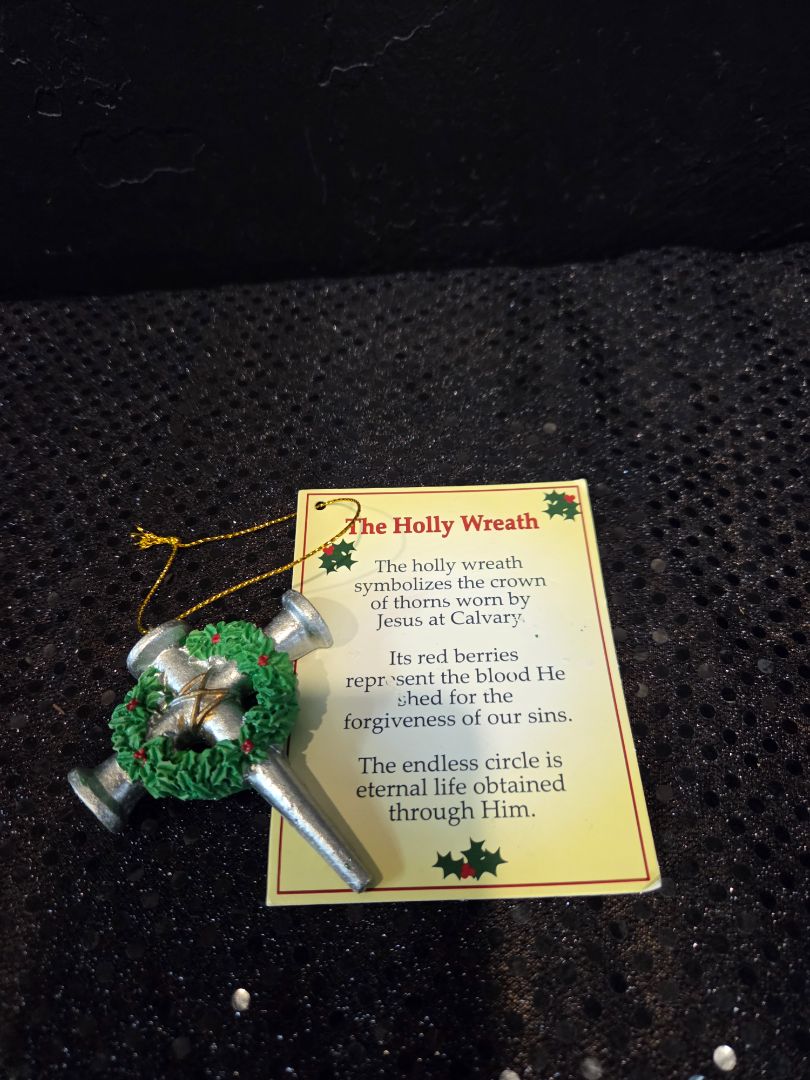 Vintage Christmas Ornament The Holly Wreath