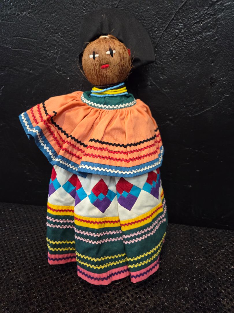 Vintage Native American Seminole Doll