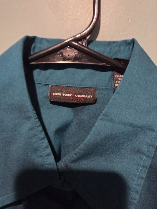 New York & Company Green Long Sleeve Blouse Medium