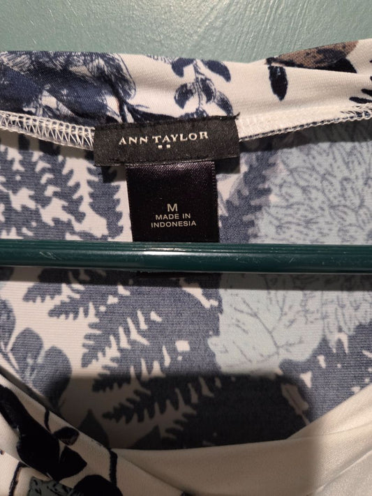 Ann Taylor White/Blue Flowers Sleeveless top Medium