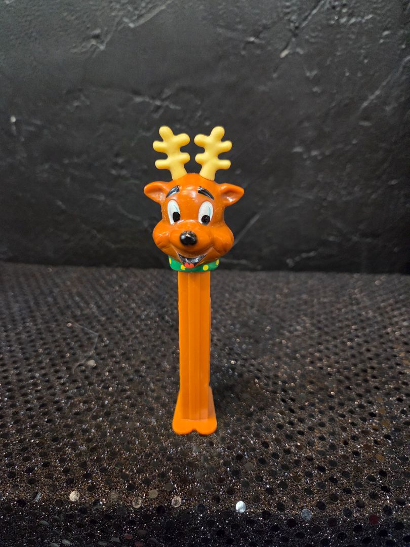 Pez Christmas Reindeer