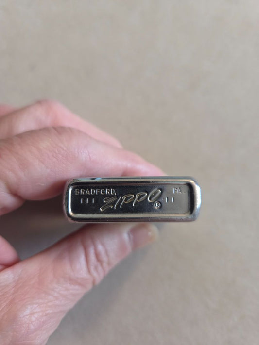 Vintage ca 1951 Marine Corps 2nd Division ZIPPO LIGHTER