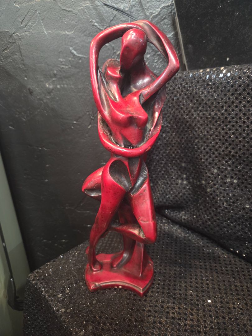 Red 12 inch Carved Man & Woman Dancing Art Sculpture