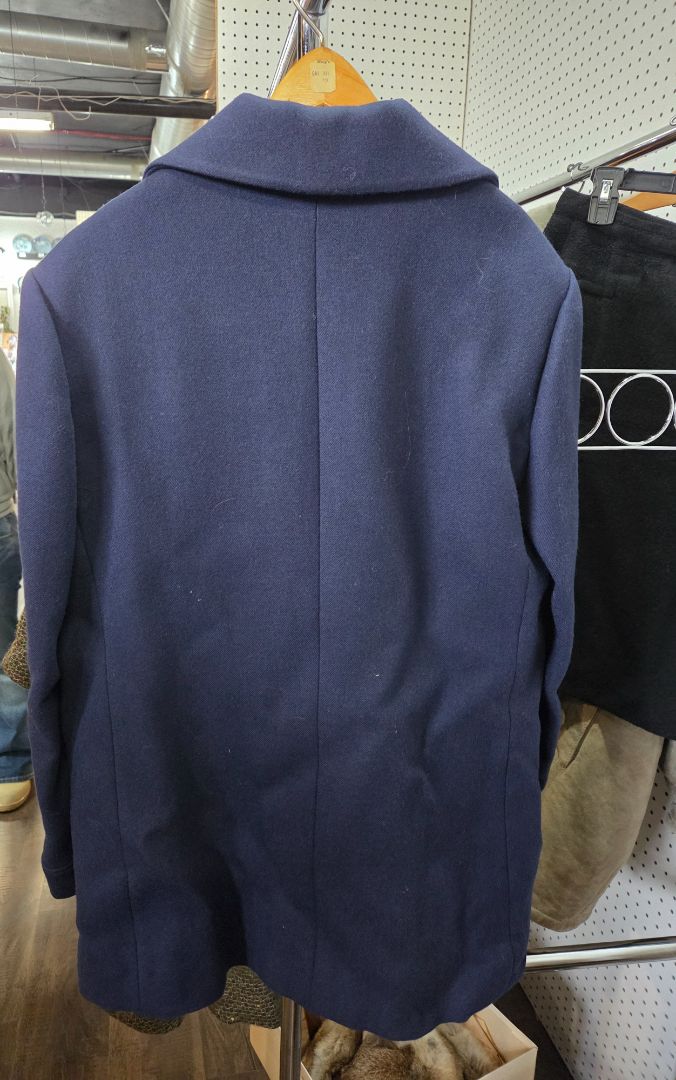 1960's 100% Pure Virgin Wool Blue Coat Cuddle Coat size 12