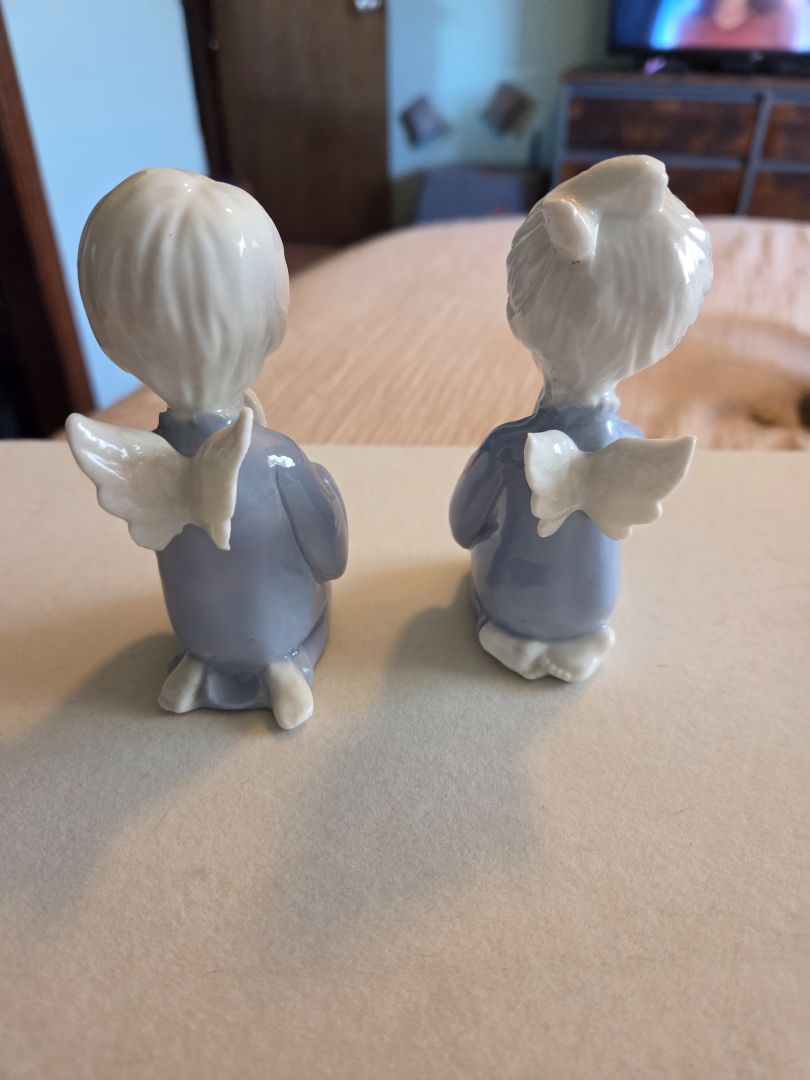 Lefton Praying Boy and Girl Blue White Porcelain Figurines