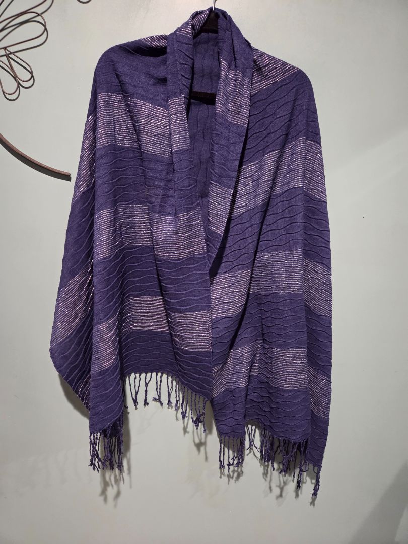 Navy Striped scarf with fringe