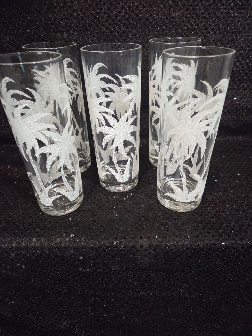 White Palm Tree Clear Highball Drinking Glasses set of 5. 12 oz.