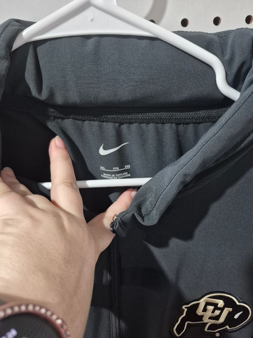 Black Nike CU Jacket w/Zippered Hood, XXL