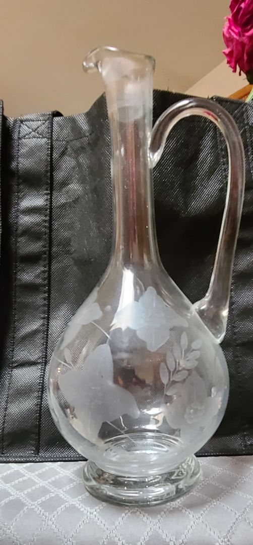 Clear Unk Vintage Etched Glass Decanter Set