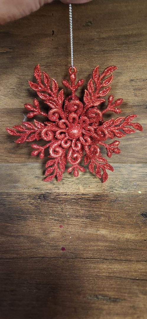 Red snowflake with glitter
