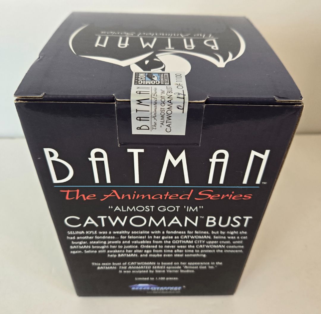 Batman The Animated Series "Almost Got 'Im" Catwoman Resin Bust