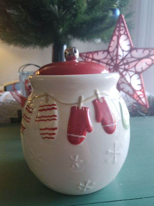 Hallmark Hallmark mittens snowflake cookie jar