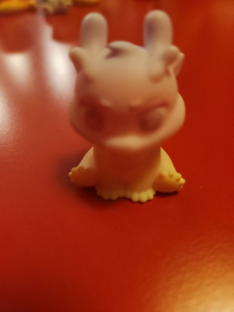 LUCKY LOONY PHONE STAND
