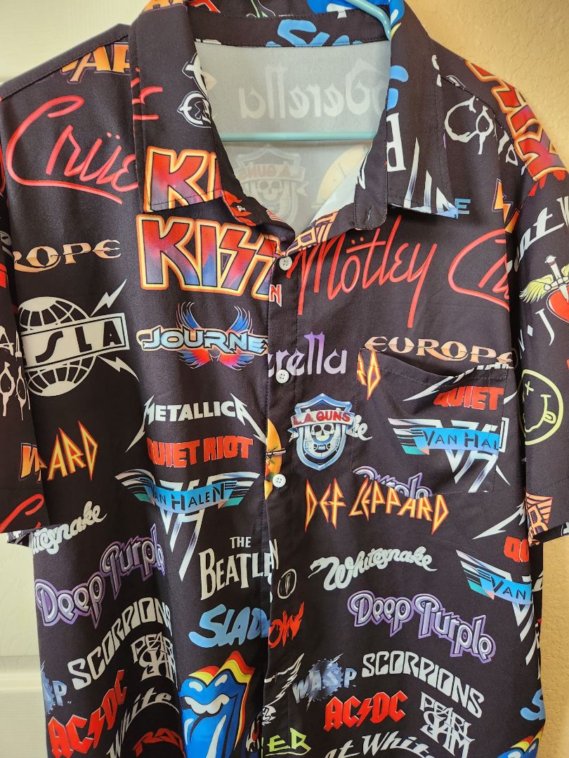 BAND NAMES SHIRT XL