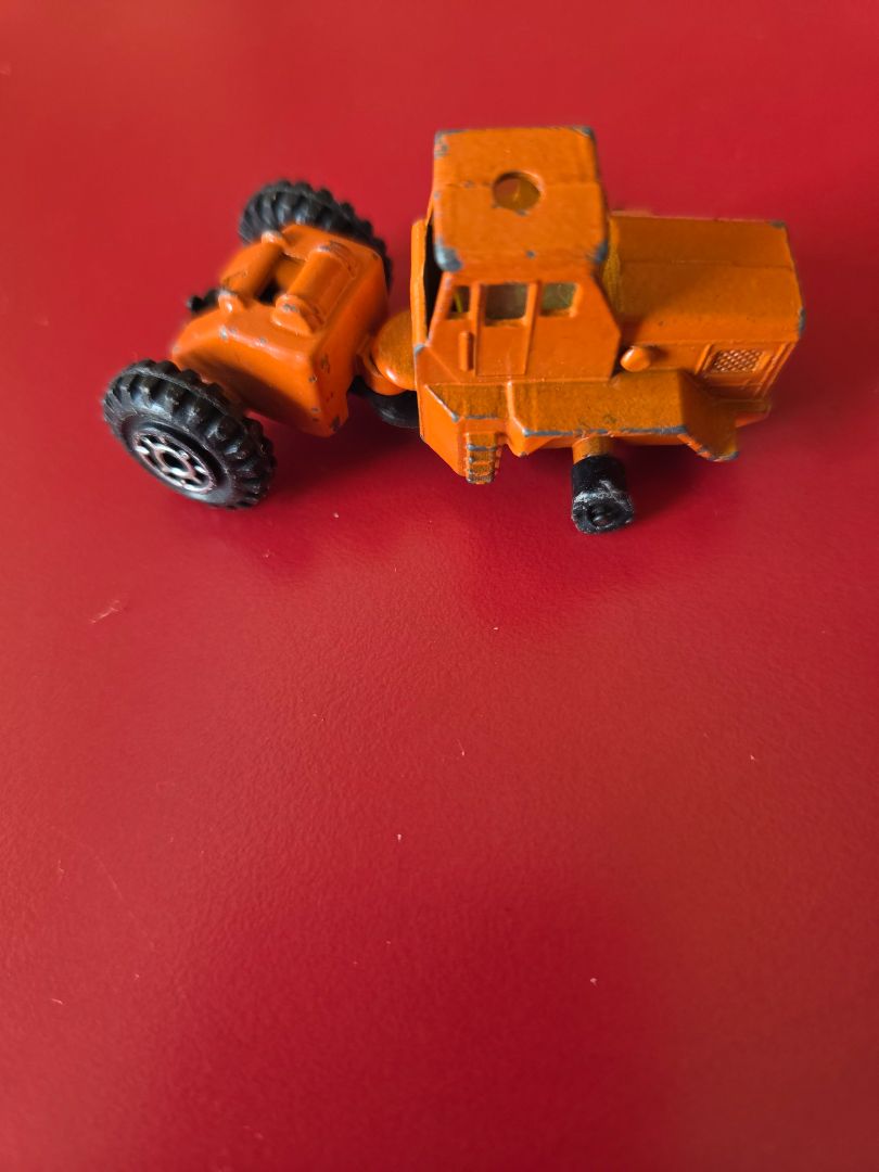 ZYLMEX HYDROLIC EZCAVATOR P318