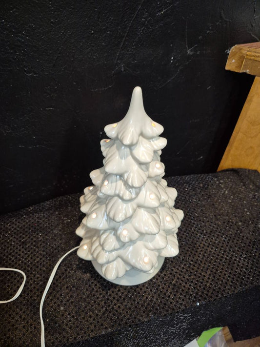 White Vintage Ceramic Christmas Tree, needs bulbs, Electric, 11.5"