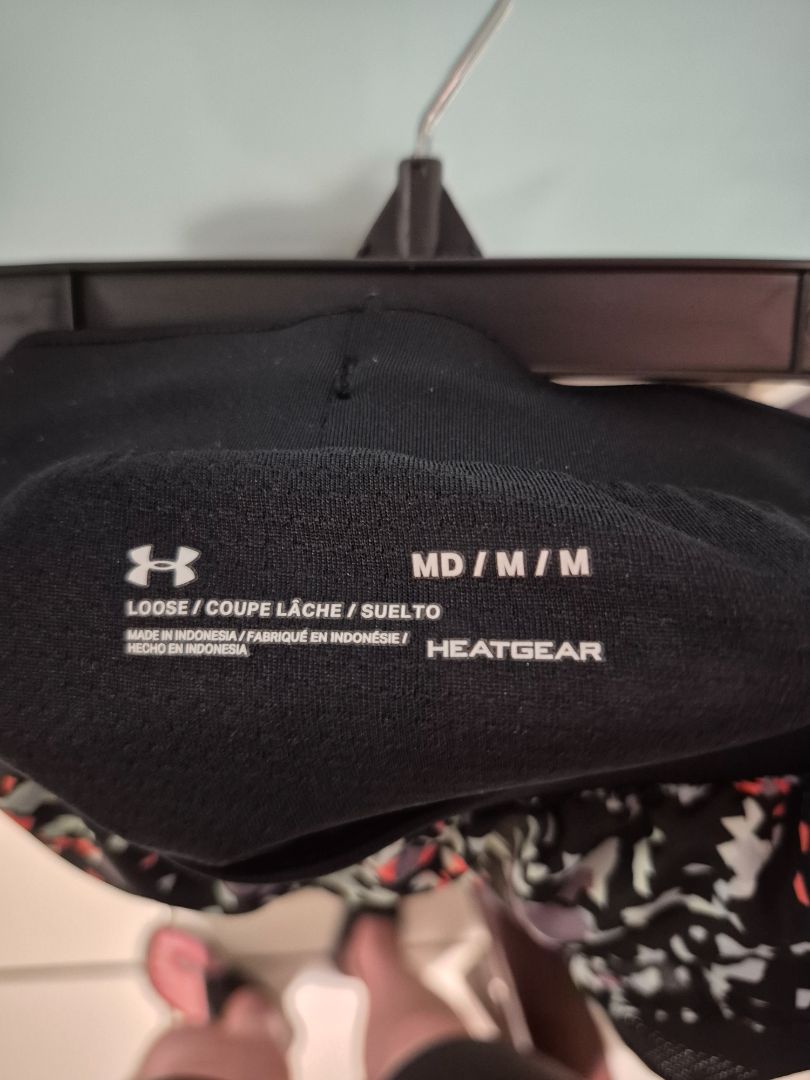 Black Under Armour Heatgear Running Shorts, M