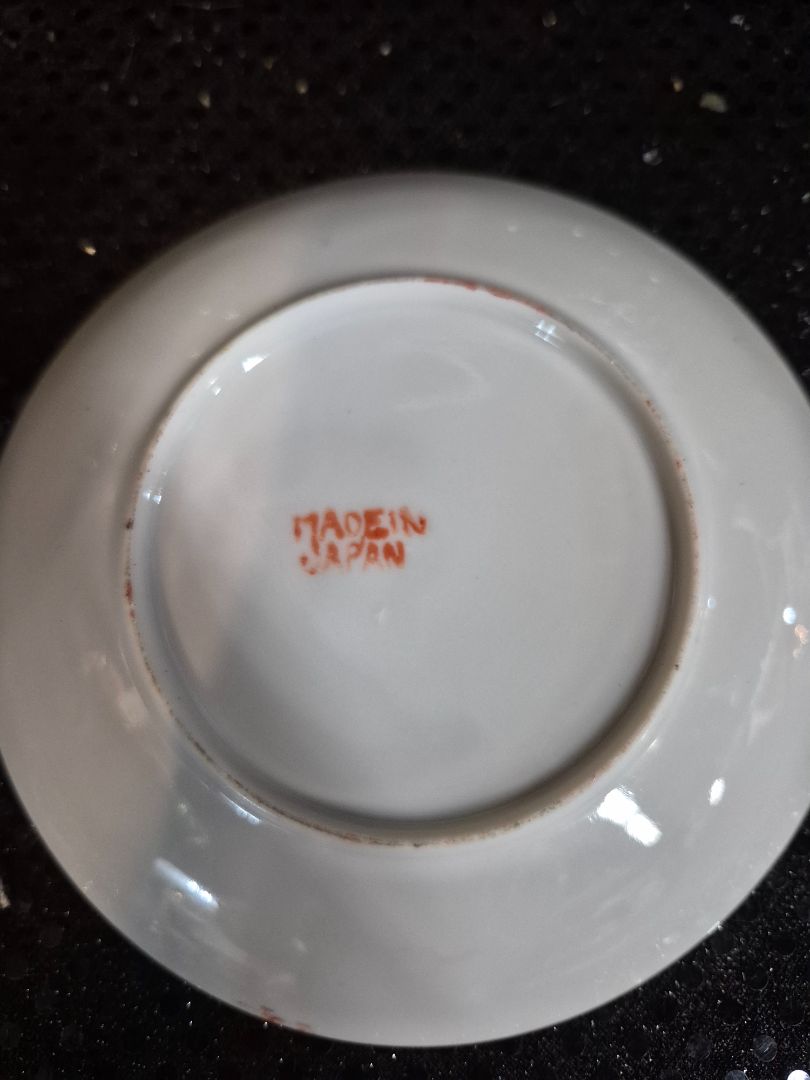 Hand Painted Saucer Geisha Maidens, 5.5"