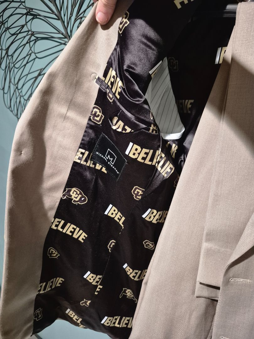 Michael Strahan CU 2 pc Suit, Pants 38" × 32", Jacket 38