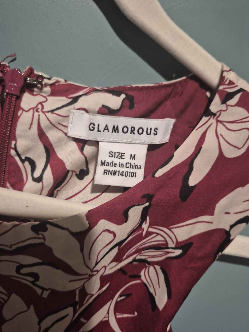 Red w/Wht Flowers Glamorous Dress, M