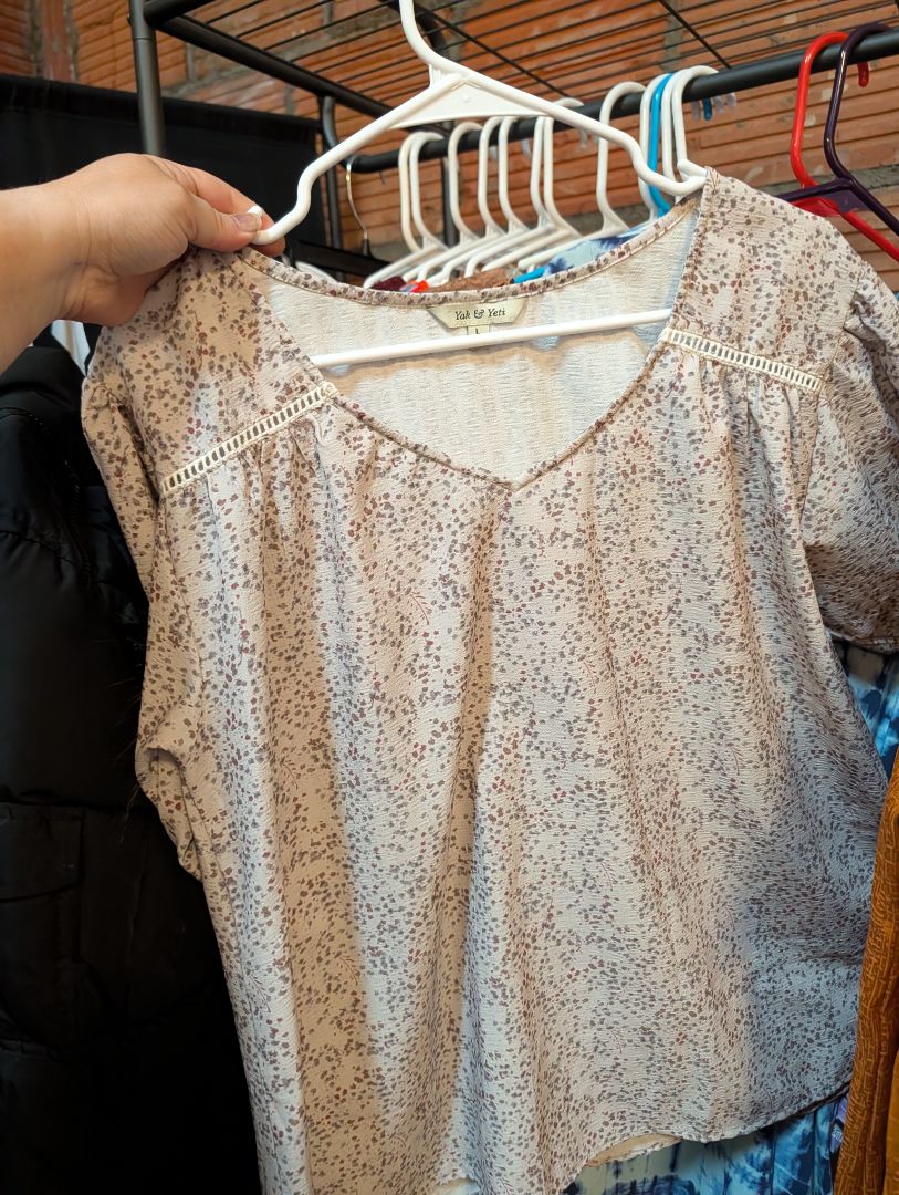Yak & Yeto top