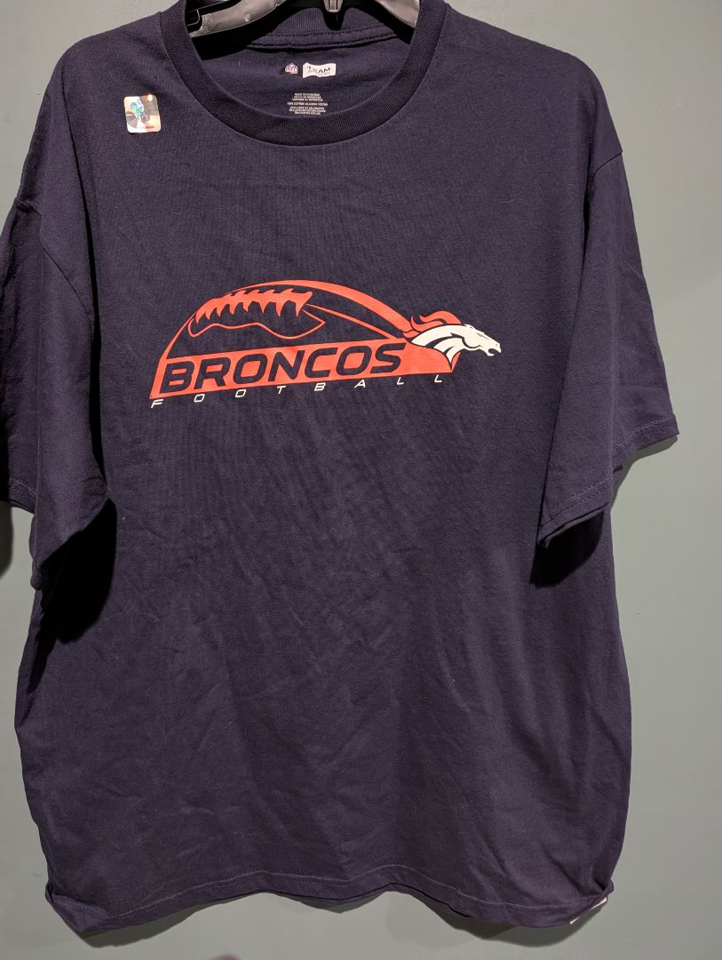Navy Broncos T-Shirt XL