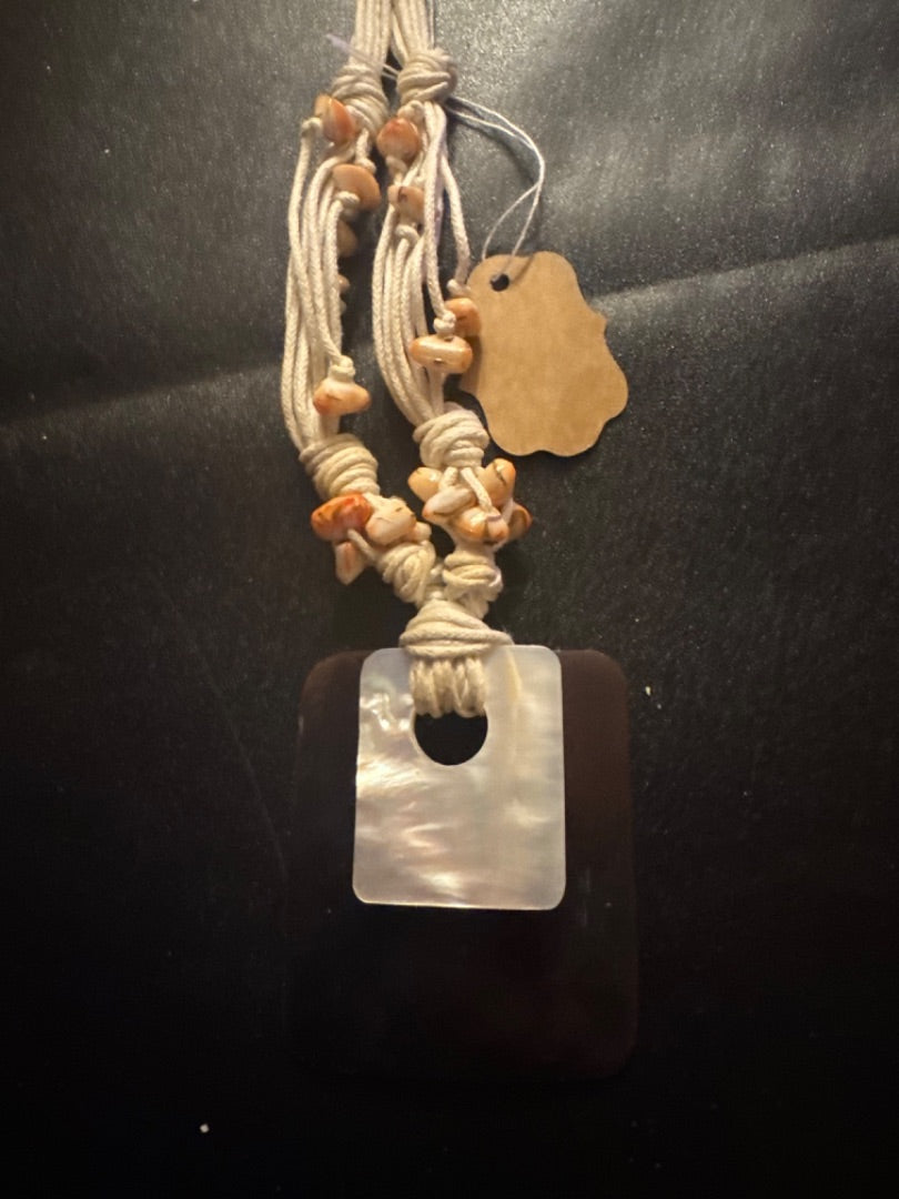 Twine & Shell Choker