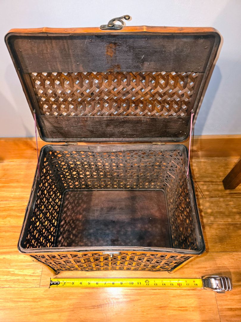 Wicker Chest - Vintage, 16" x 11" & 13.5" tall