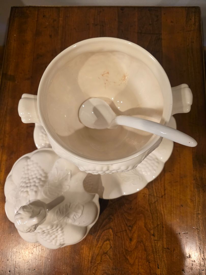 Vintage Calf. Pottery