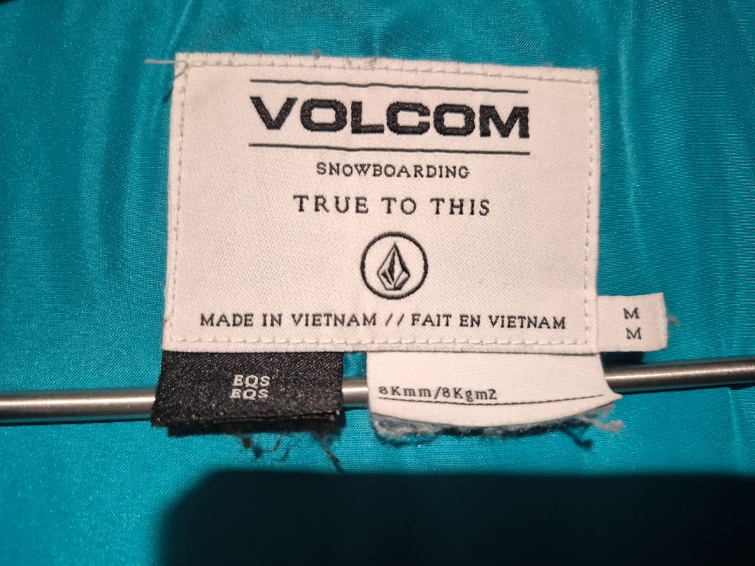 Black Volcam Snowboarding Jacket, M