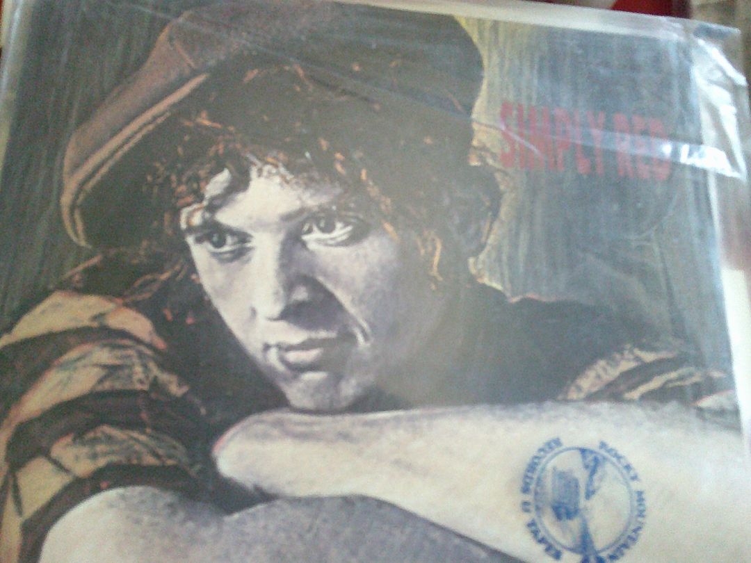 RECORD-SIMPLY RED-PICTURE BOOK-1985