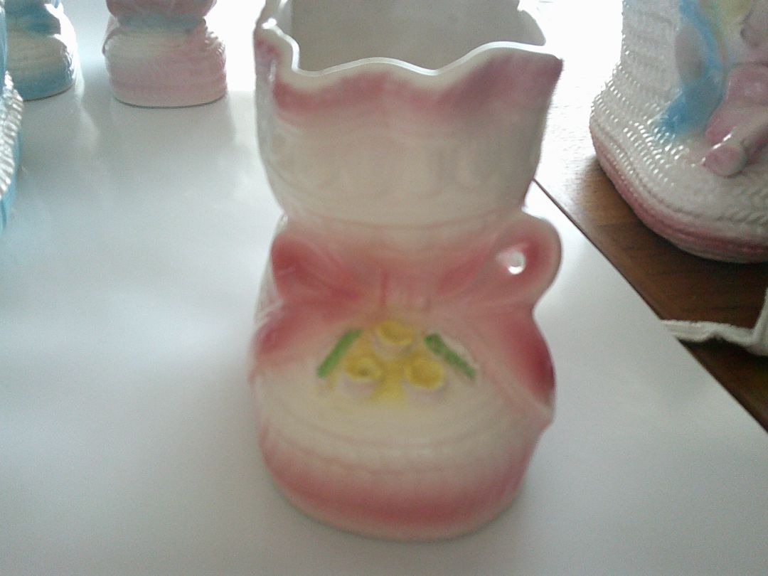 bABY pLANTER- PINK BOOTY-NANCY PEW-#7523