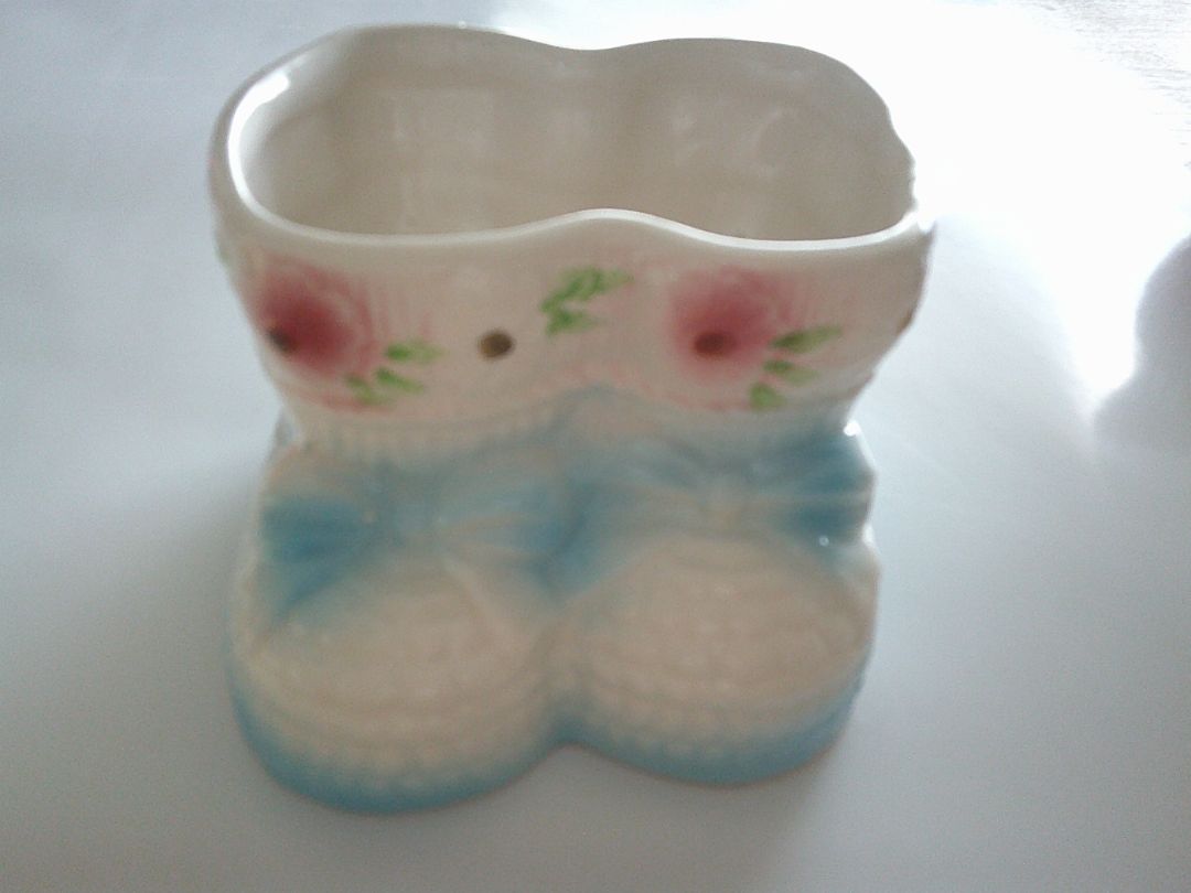 BABY PLANTER DOUBLE BOOTY--50s-JAPAN- RUBENS