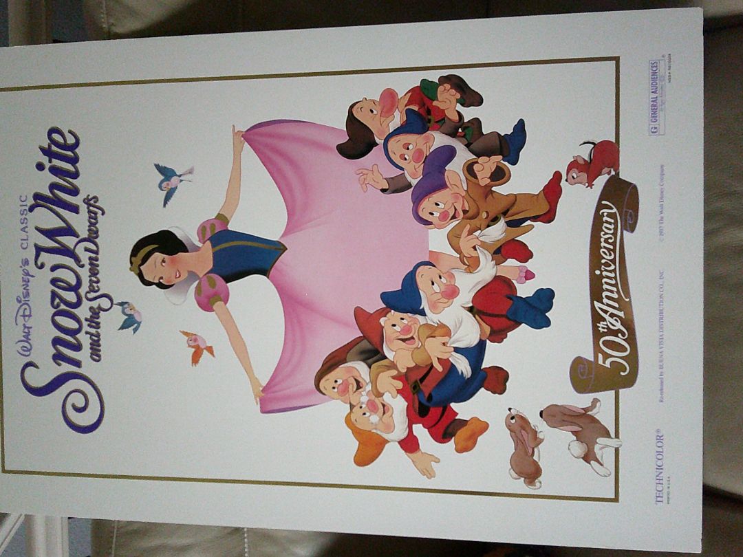MOVIE POSTER- SNOW WHITE/7- GOLD BAND