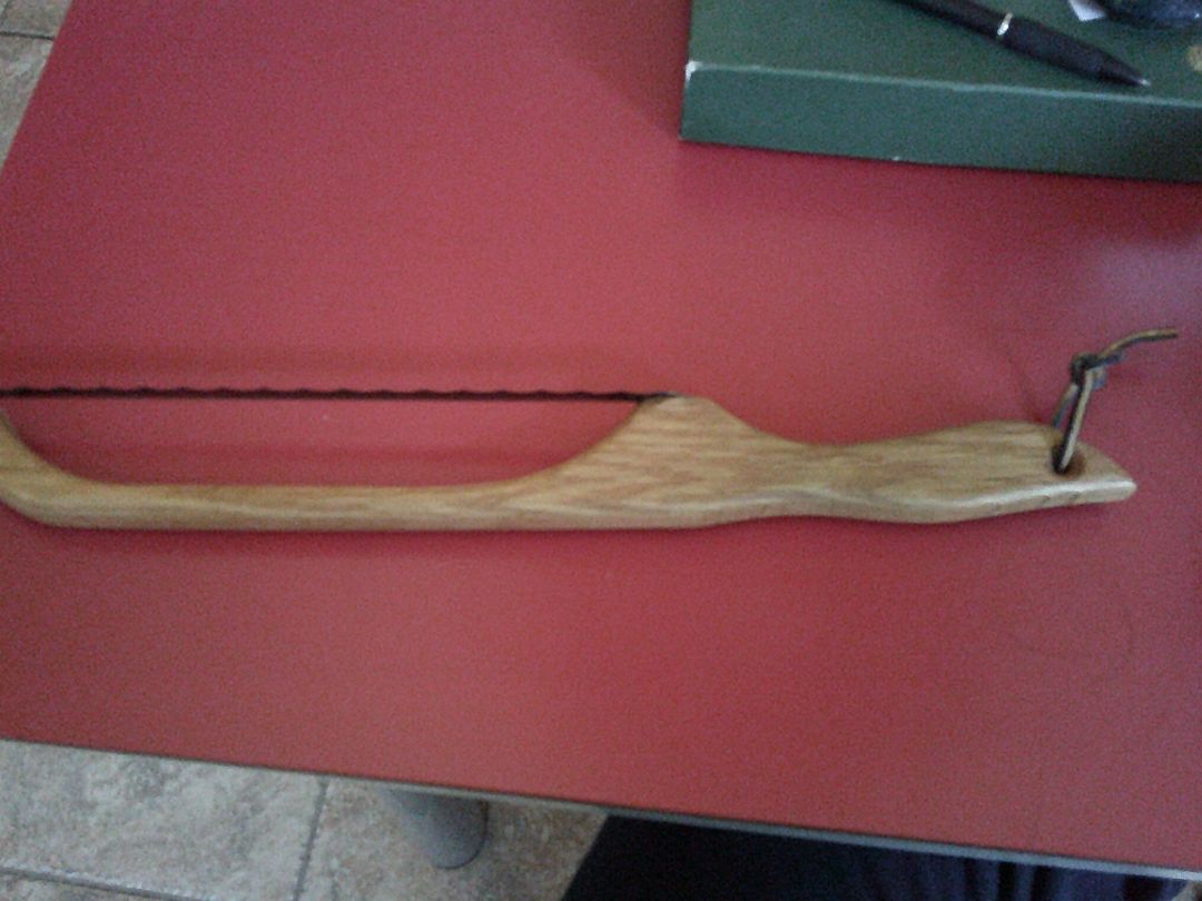 BOW BREAD KNIFE