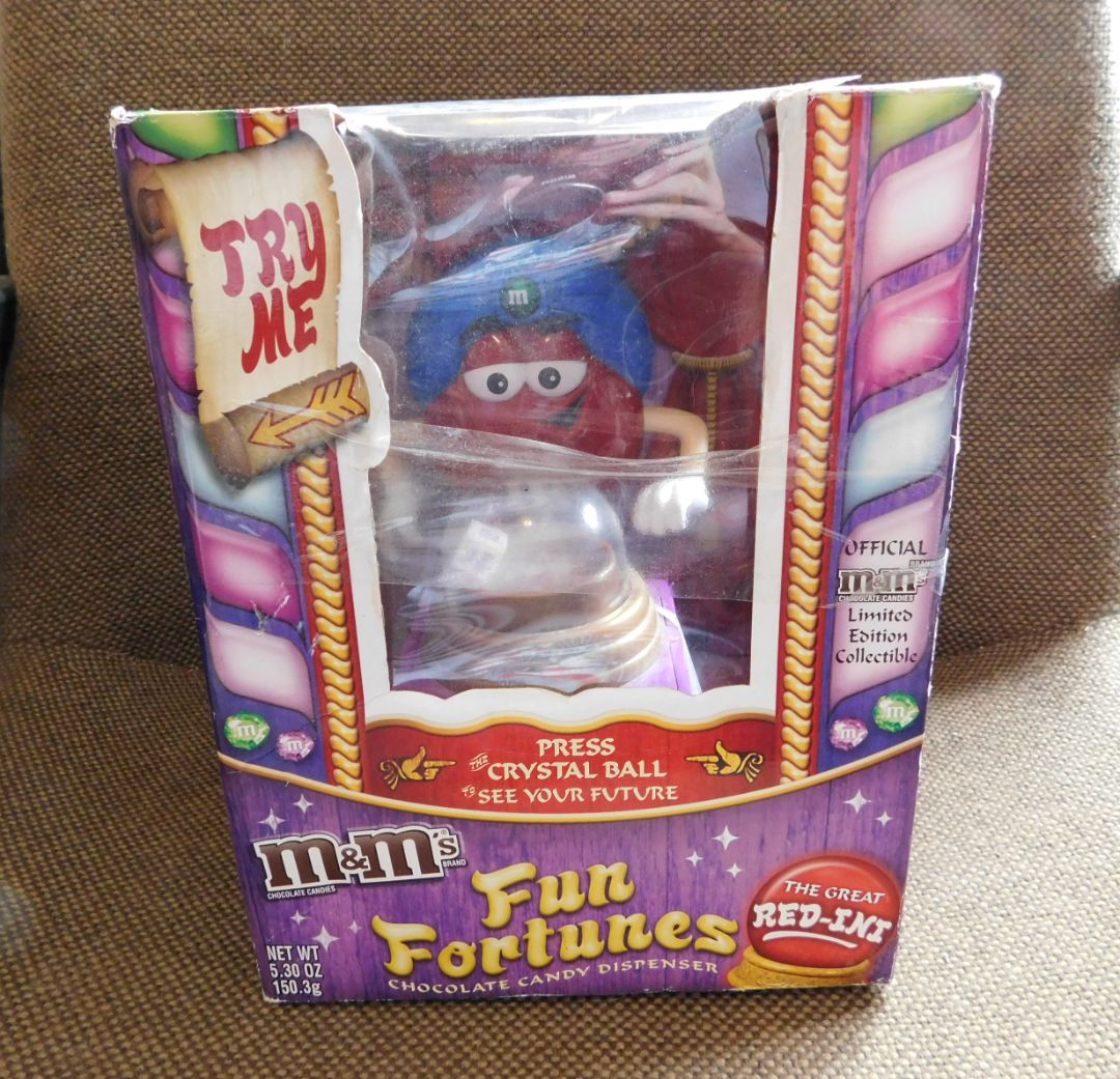 M&M Fun Fortunes Machine