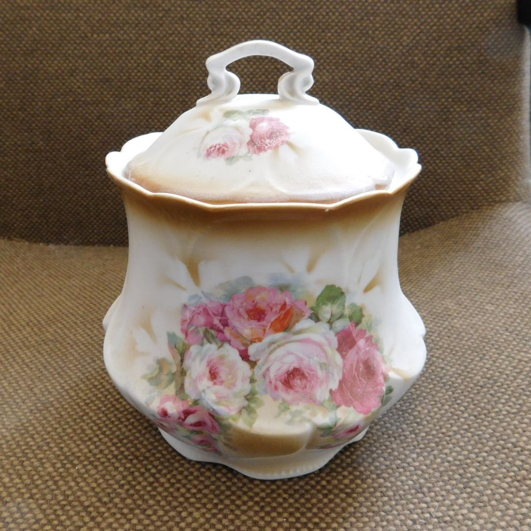 Flowered Cookie Jar