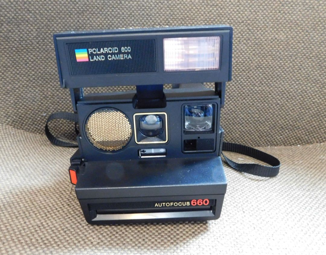 Polaroid 600 Land Camera