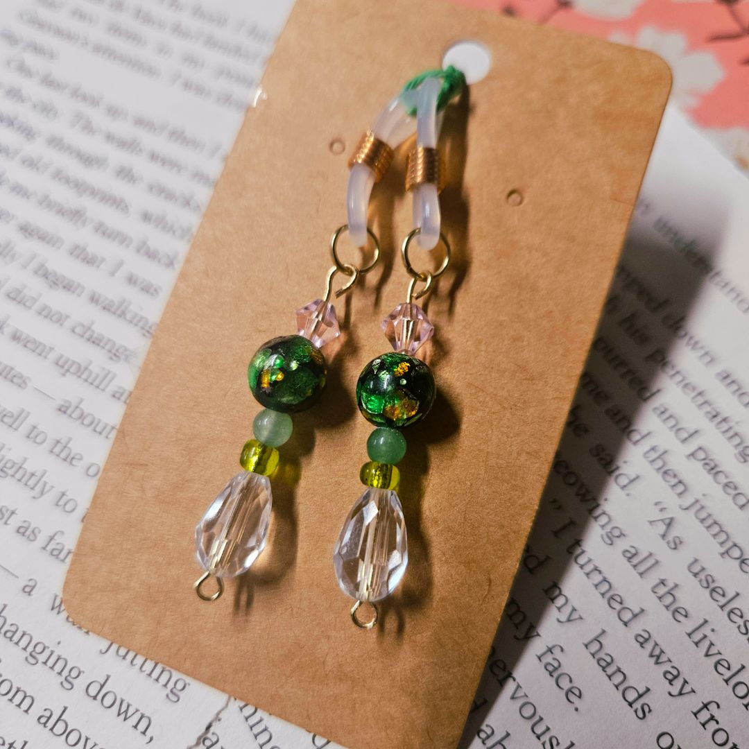 Deep green Glasses Charm