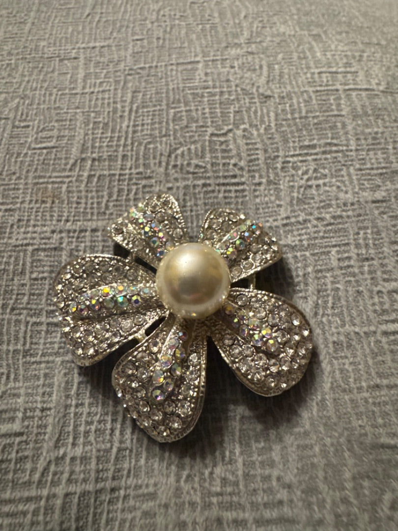 Rhinestone & Pearl Dogwood Flower Broach