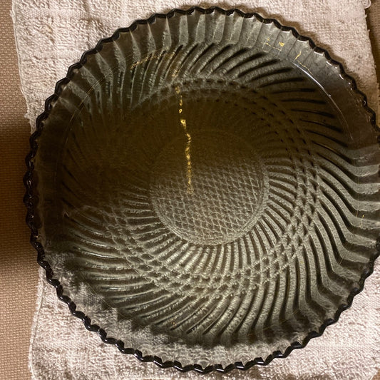 Black/ smoke Libby Black diamond starburst plate, 10”