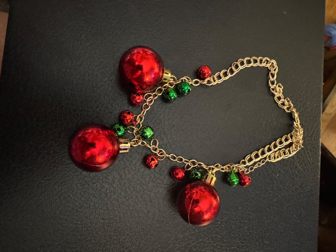 H-Christmas balls necklace