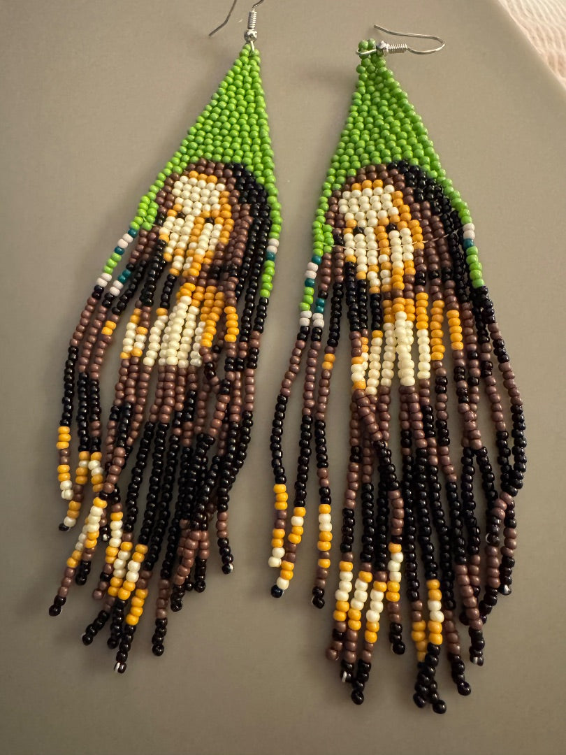 Mona Lisa dangle earrings